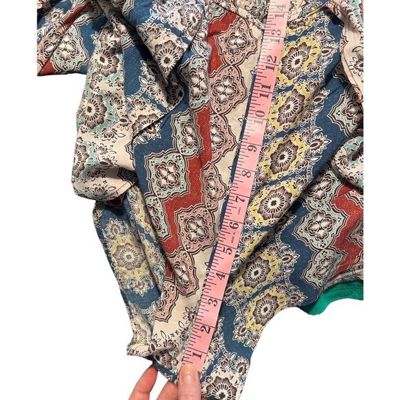 BCBGeneration Scoop Neck Short Sleeve Shorts Romper Sz XS Pink Blue Boho Pull On - Picture 12 of 12